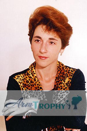 52550 - Svetlana Age: 35 - Russia