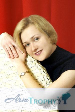52585 - Valeria Age: 31 - Russia