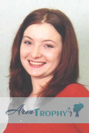52590 - Elena Age: 24 - Russia