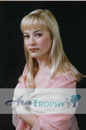 52618 - Olga Age: 42 - Russia