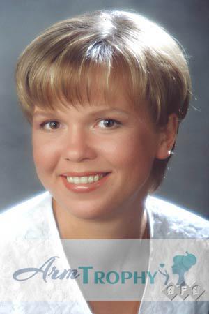 52698 - Olga Age: 39 - Russia