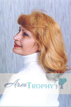 52717 - Nadezhda Age: 52 - Russia