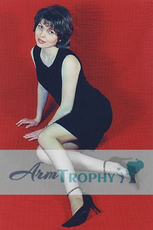 52723 - Elena Age: 39 - Russia