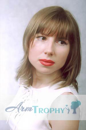 52818 - Elena Age: 37 - Russia