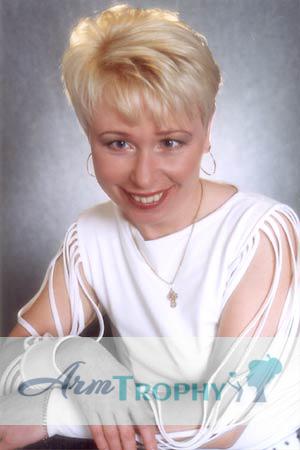 52819 - Elena Age: 42 - Russia