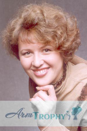52820 - Marina Age: 40 - Russia