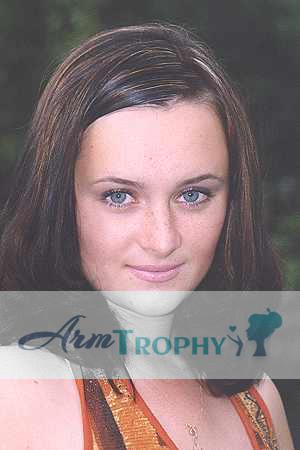 52852 - Maria Age: 30 - Russia