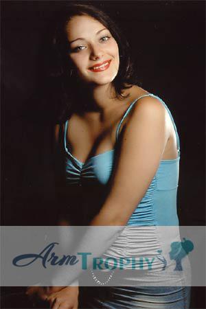 52917 - Victoria Age: 28 - Russia