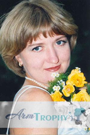 53184 - Natalya Age: 30 - Russia