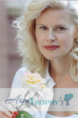53351 - Tatyana Age: 29 - Russia