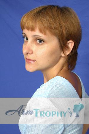 53373 - Lubov Age: 33 - Russia