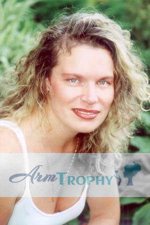 53401 - Olga Age: 46 - Russia