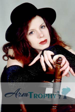 53723 - Olga Age: 35 - Russia