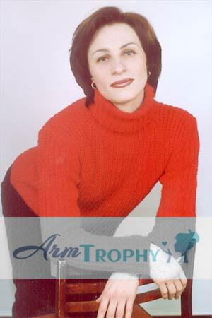 53842 - Olga Age: 37 - Russia