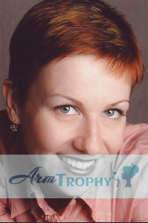 54390 - Elena Age: 38 - Russia