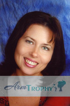 54391 - Elena Age: 49 - Russia