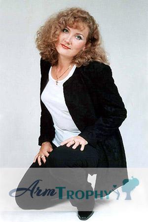 54393 - Svetlana Age: 41 - Russia