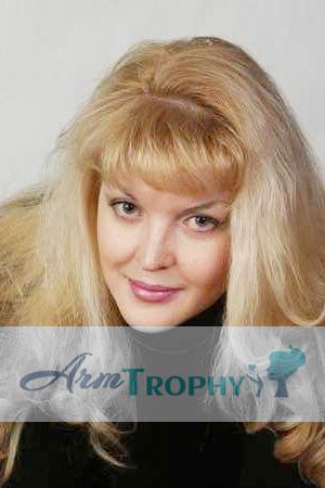 54404 - Vlada Age: 41 - Russia