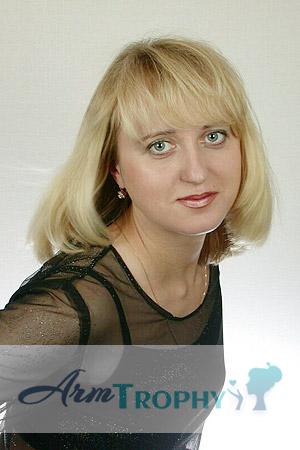54576 - Elena Age: 36 - Russia
