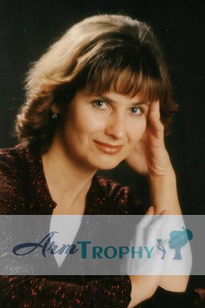 55082 - Tatyana Age: 53 - Russia