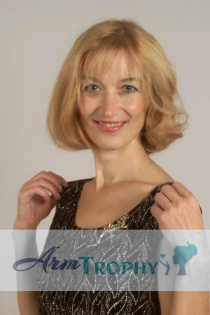 55190 - Tatyana Age: 56 - Russia