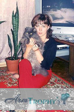 55763 - Elena Age: 35 - Russia
