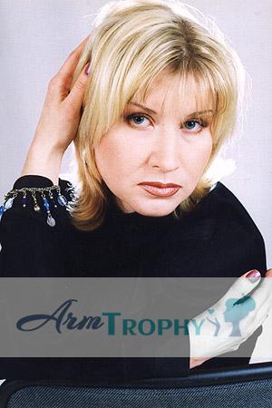 55925 - Ludmila Age: 47 - Russia