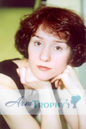 56511 - Stephaniya Age: 39 - Russia