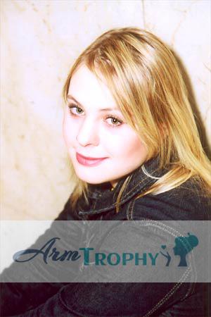 56648 - Yana Age: 27 - Russia