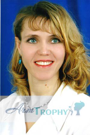 56679 - Svetlana Age: 44 - Russia