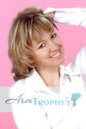 56837 - Svetlana Age: 42 - Russia