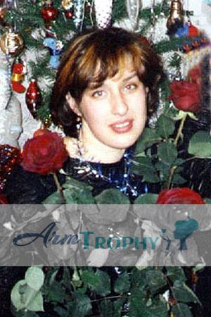 56866 - Lubov Age: 38 - Russia