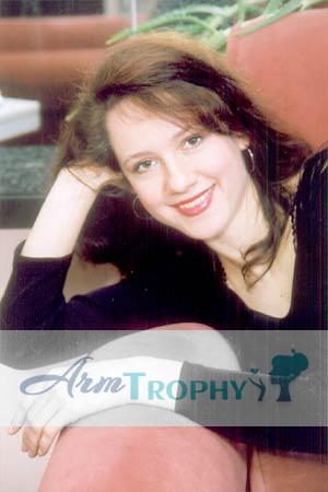 57217 - Natalia Age: 37 - Russia