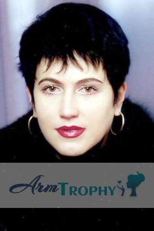 57249 - Margarita Age: 38 - Russia