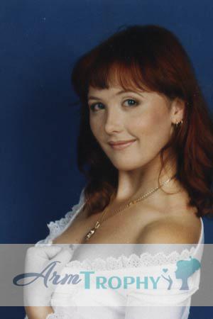 57290 - Alena Age: 28 - Russia