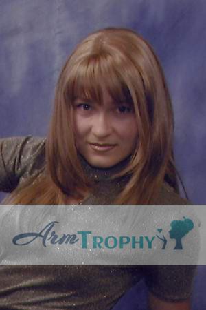 57300 - Marina Age: 43 - Russia