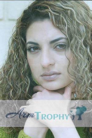 57440 - Suzanna Age: 34 - Russia