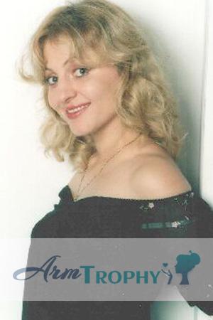 57479 - Vera Age: 44 - Russia