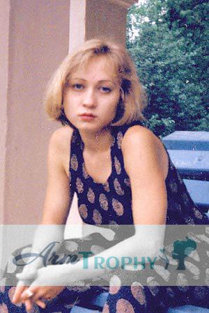 57645 - Evgeniya Age: 35 - Russia