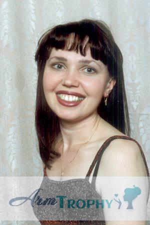 57671 - Natalia Age: 42 - Russia