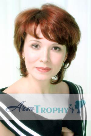 57712 - Oksana Age: 38 - Russia