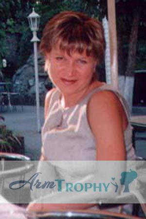 58003 - Svetlana Age: 37 - Russia