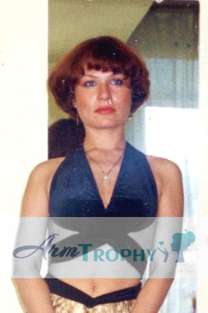 58252 - Julia Age: 39 - Russia