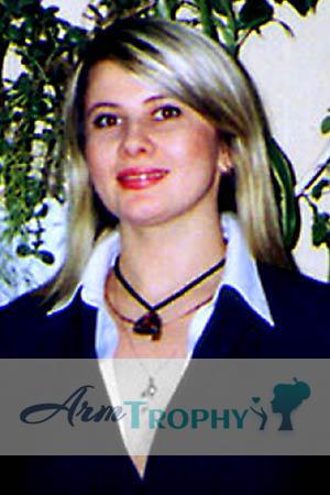 58550 - Inna Age: 38 - Russia