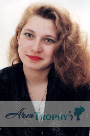 58566 - Svetlana Age: 42 - Russia