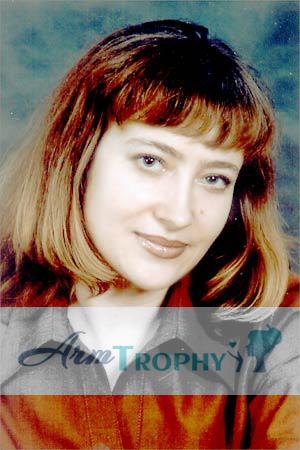 58776 - Oksana Age: 43 - Russia
