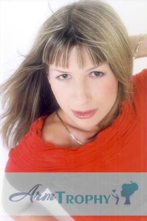 58948 - Svetlana Age: 39 - Russia