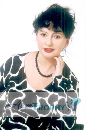 59317 - Ludmila Age: 59 - Russia