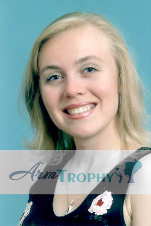 59657 - Olga Age: 33 - Russia