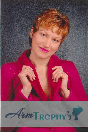 60080 - Elena Age: 47 - Russia